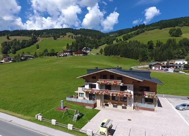 Saalbacher Perle Top 3 Jokercard Included Exterior foto